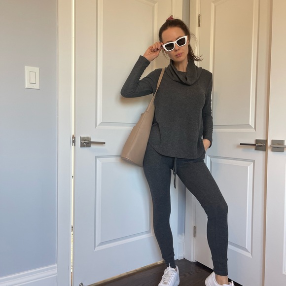 two piece jogger set - Picture 13 of 15